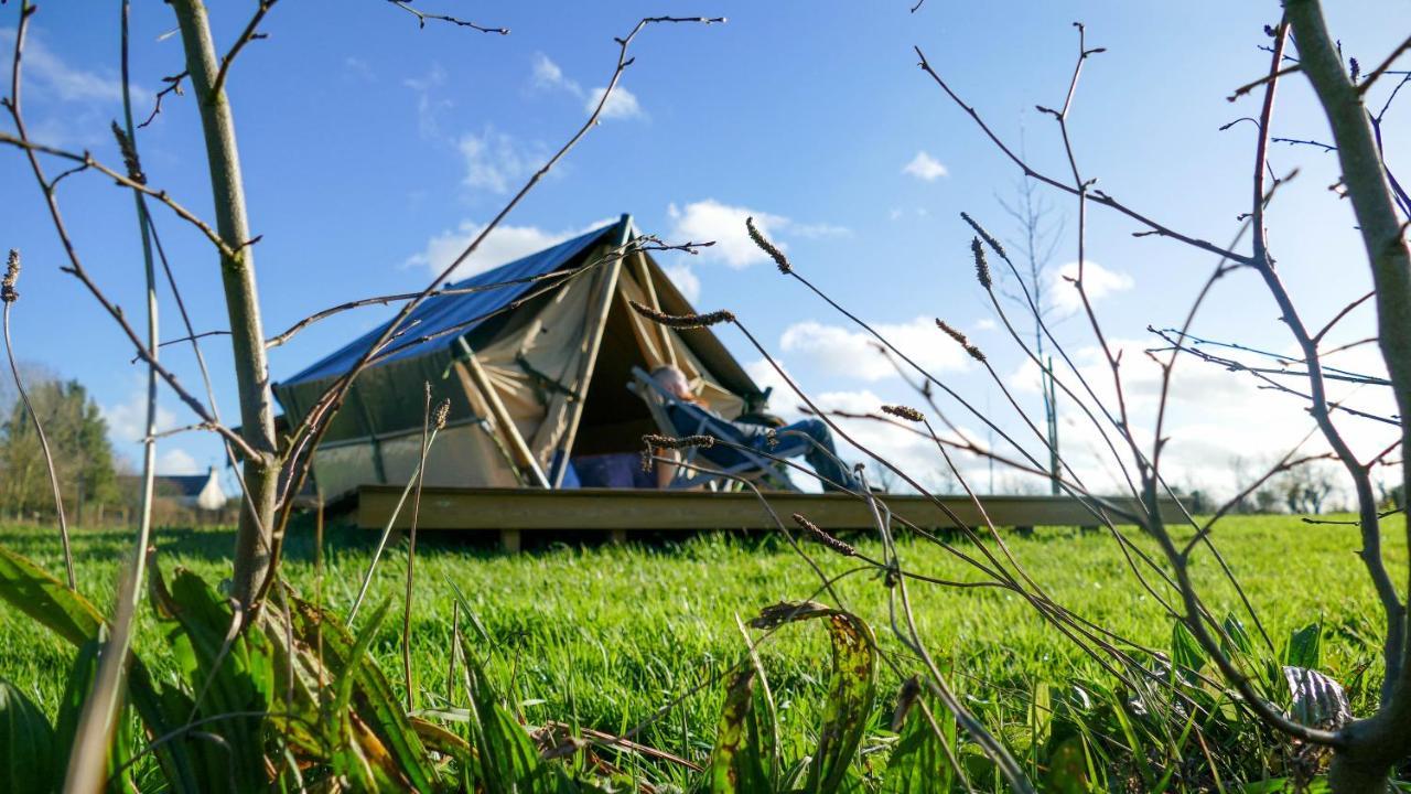 Camping A La Ferme - Hebergements Insolites Cerisy-la-Foret Eksteriør bilde